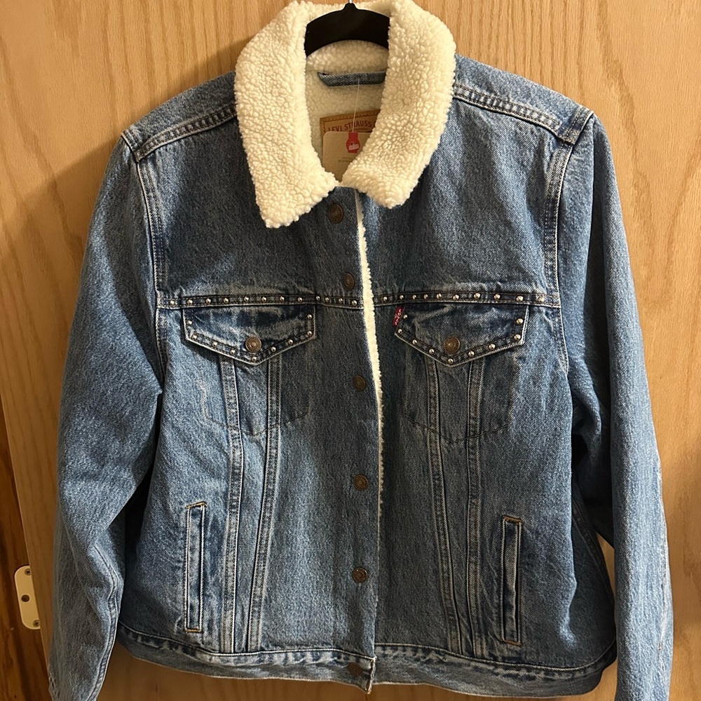 NWT LEVI’S ORIGINAL TRUCKER JACKET XL